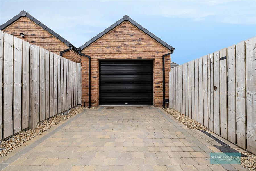 38 Wellington Park Road