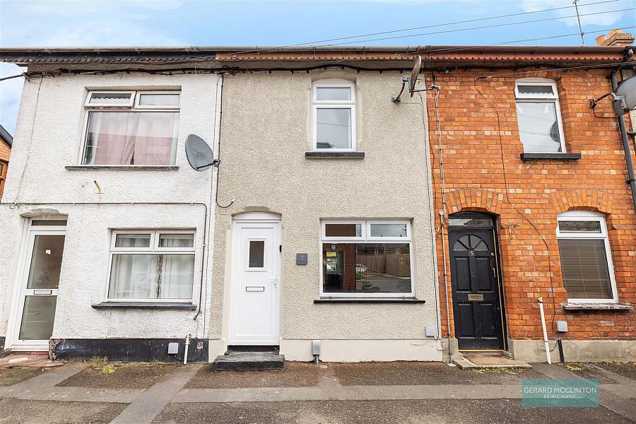 3 Leamington Place