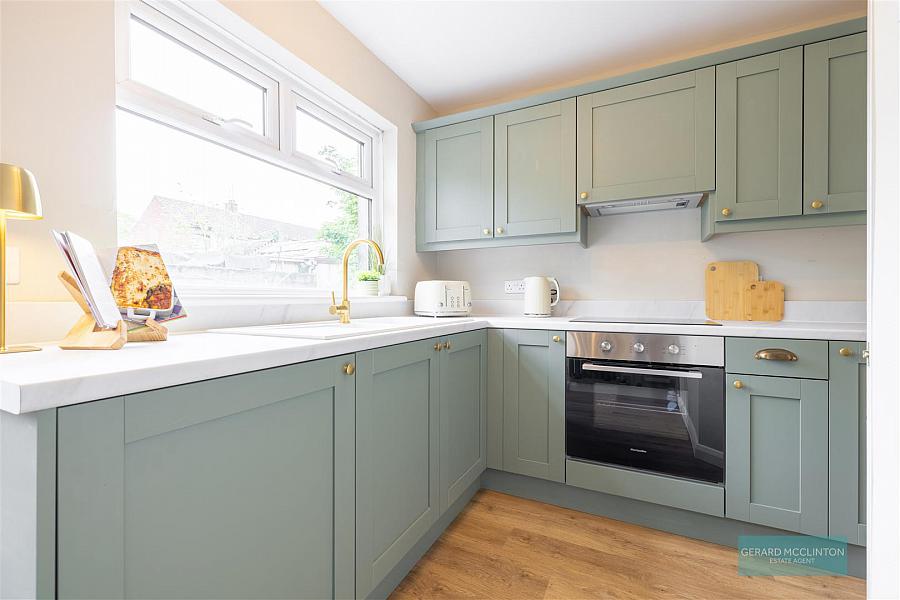 3 Leamington Place