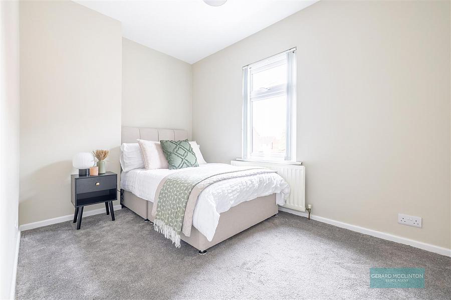 3 Leamington Place