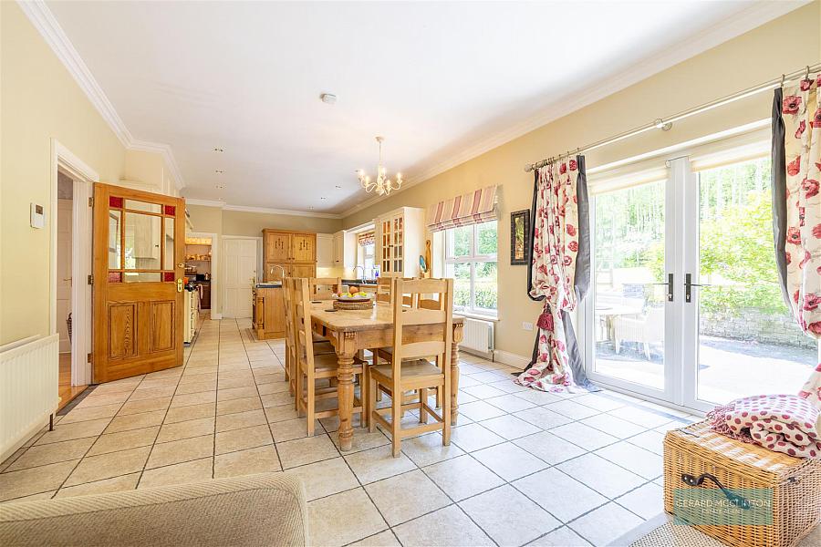 33 Villa Wood Road
