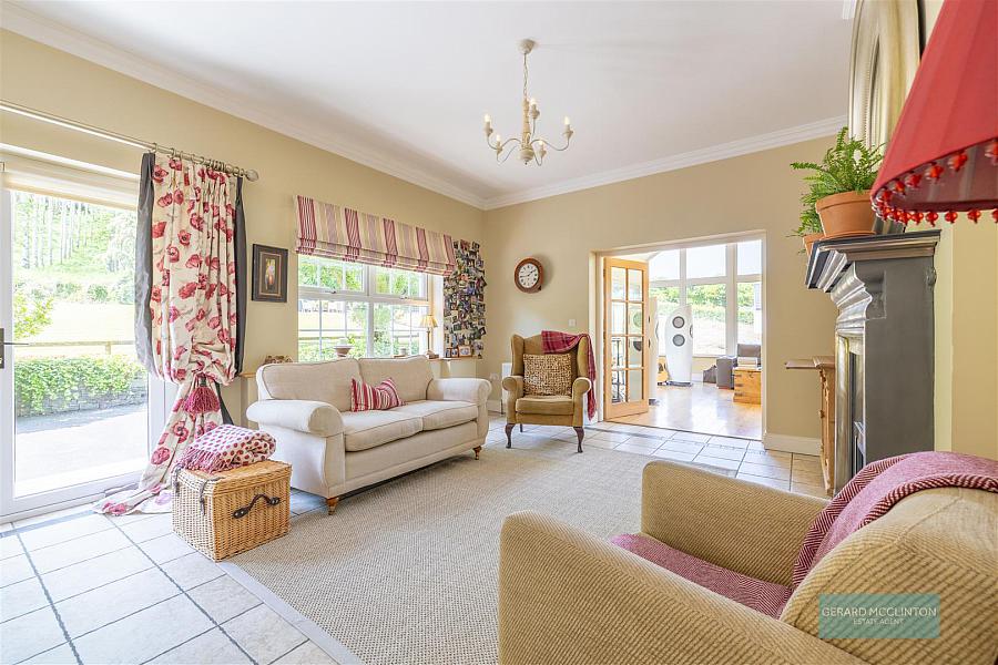 33 Villa Wood Road