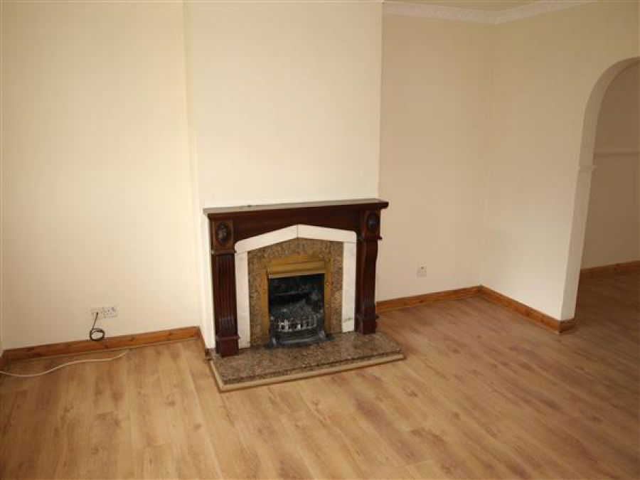 21 Hugomont Avenue