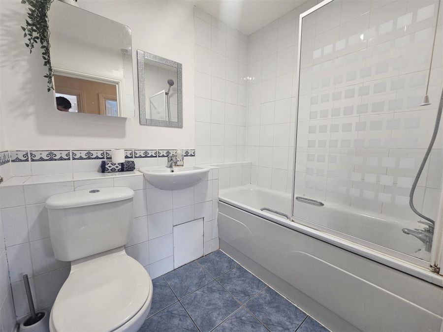 Apartment 13A, 16 Old Suffolk Road