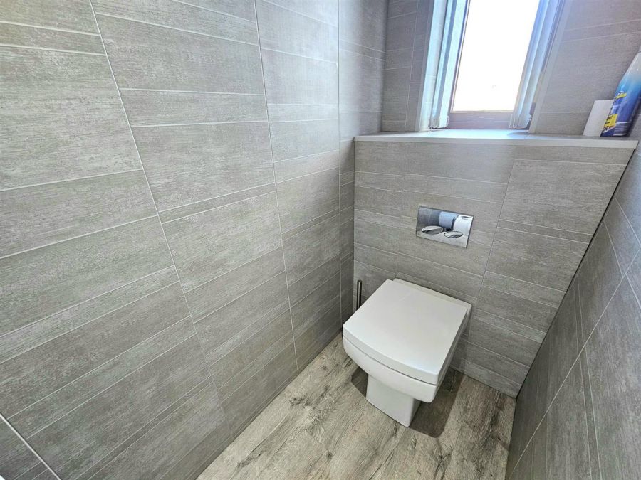 37 Commedagh Drive