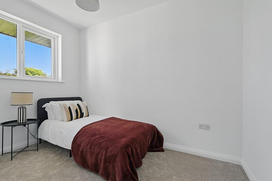 5 Greenvale