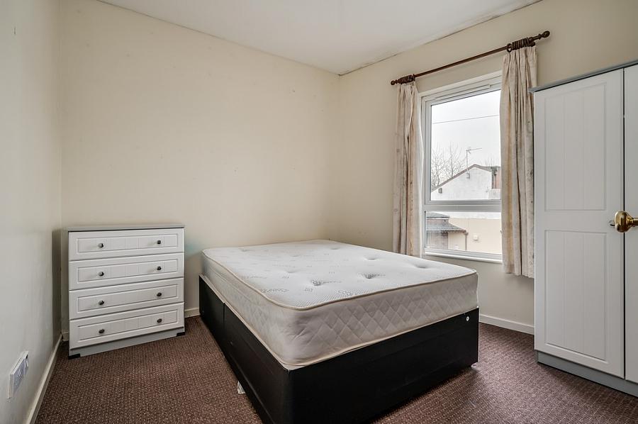 Flat 2, 3 Edinburgh Street