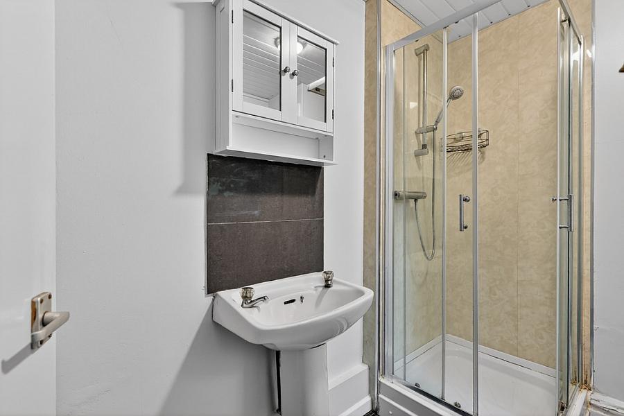 Flat 1, 24 Canterbury Street