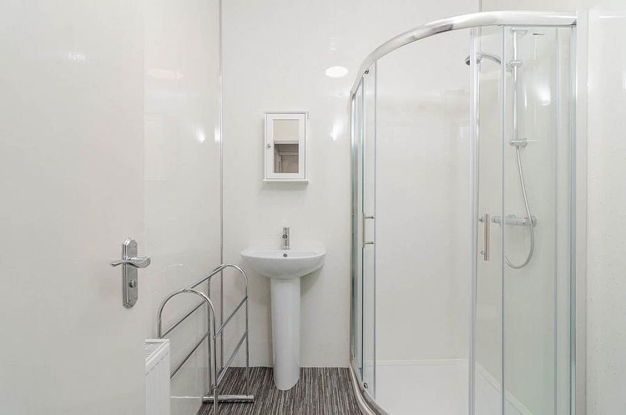 Flat 2, 5 India Street