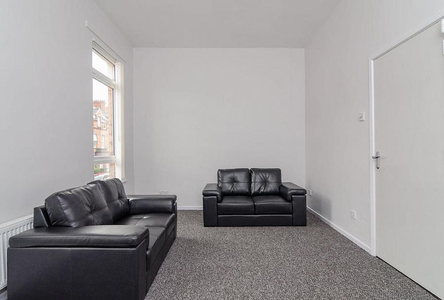 Flat 2, 5 India Street