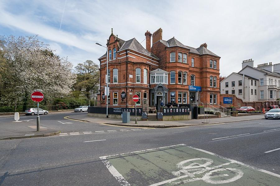 2 Malone Road