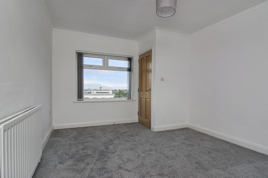 30 Beechgrove Drive