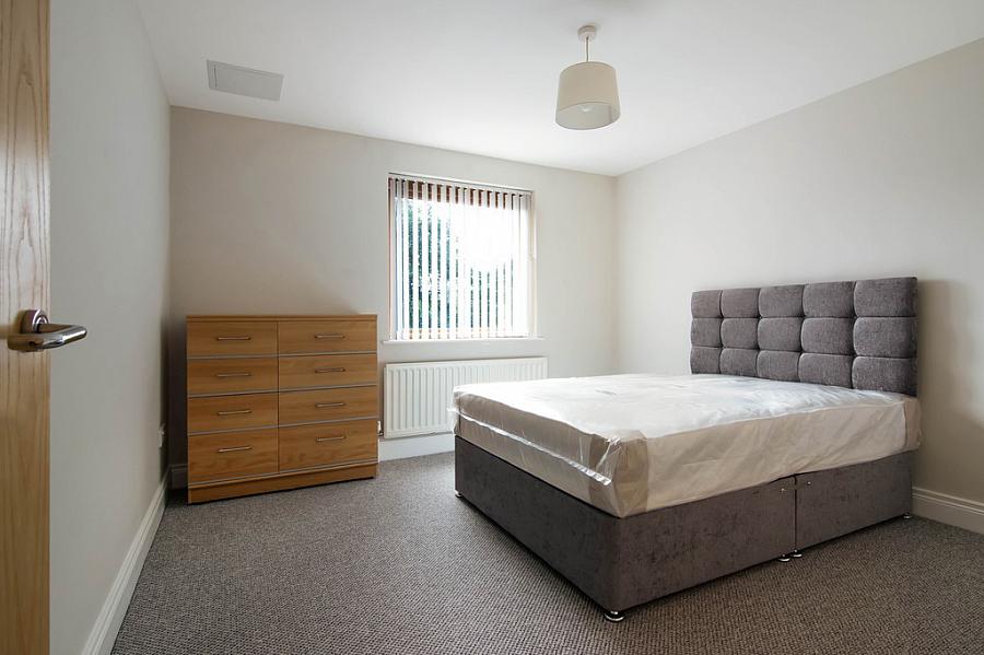 39 Park Royal, 841b Lisburn Road