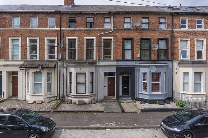 Flat 2, 17 Lawrence Street, Belfast, belfast, BT7 1LE