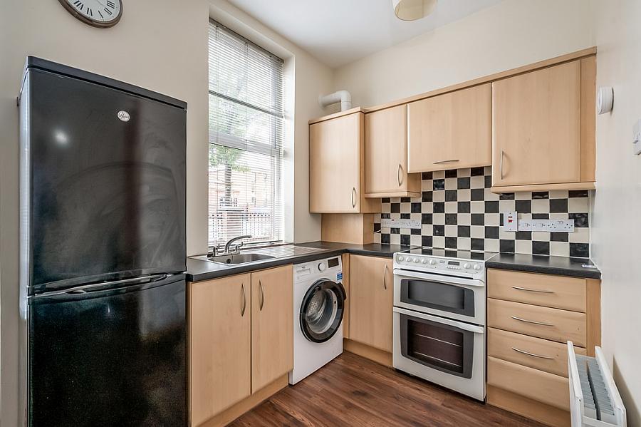 6 Langtry Court Templemore Avenue Belfast Bt5 4Dn