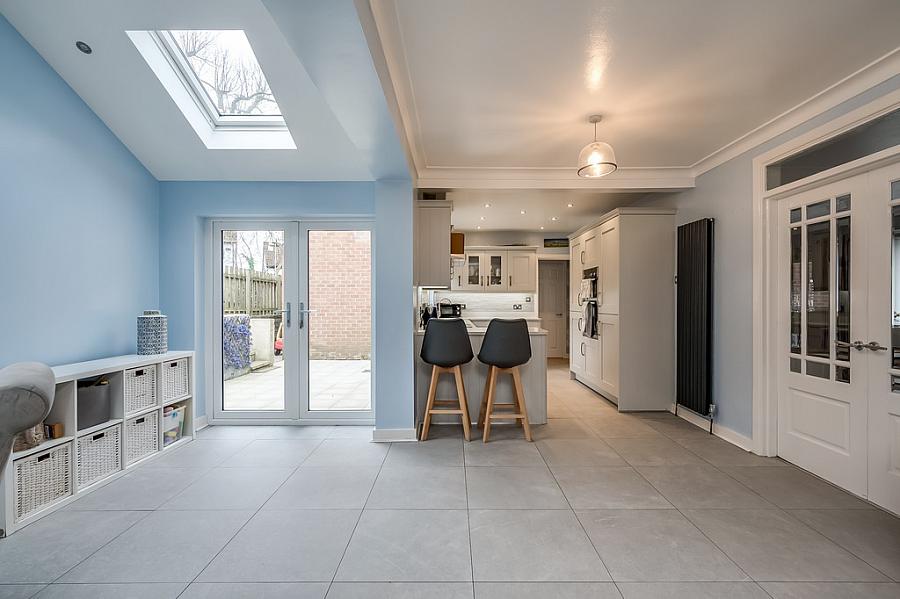 3 Brerton Crescent