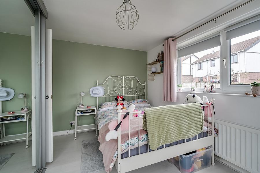 3 Brerton Crescent