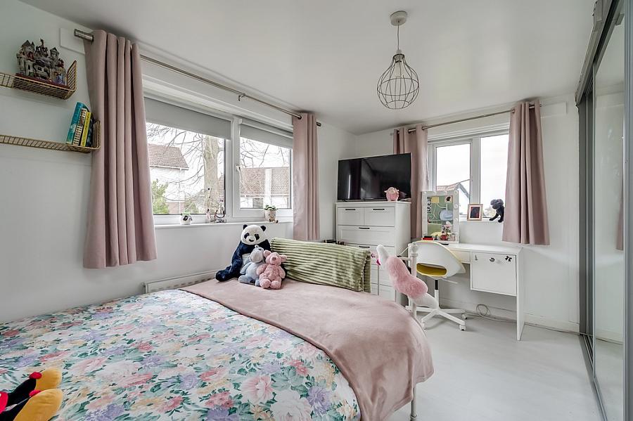 3 Brerton Crescent