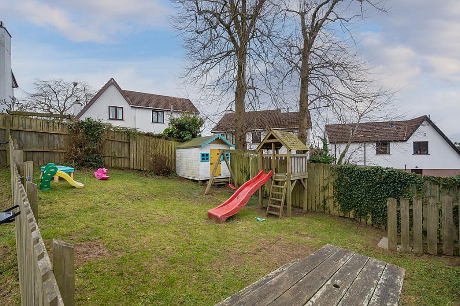 3 Brerton Crescent