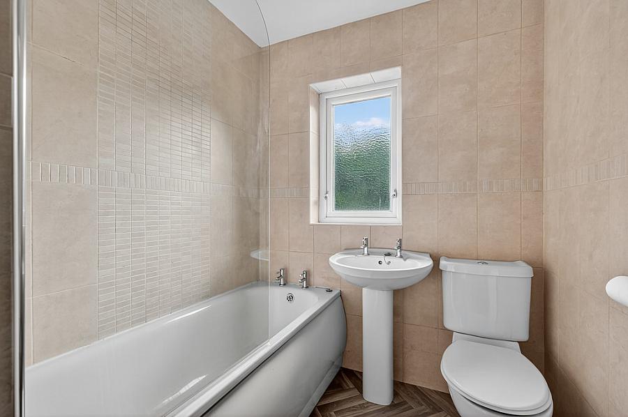 7 Windermere Close