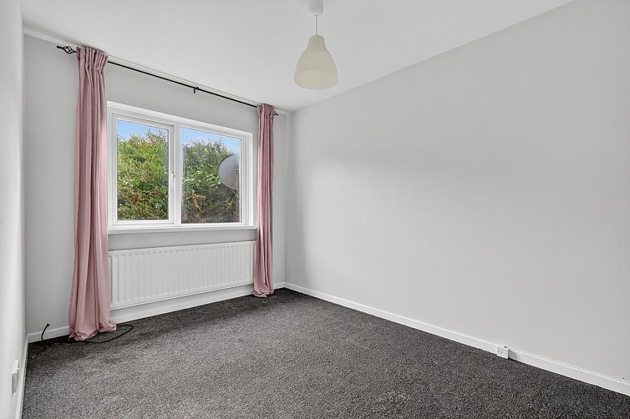 7 Windermere Close