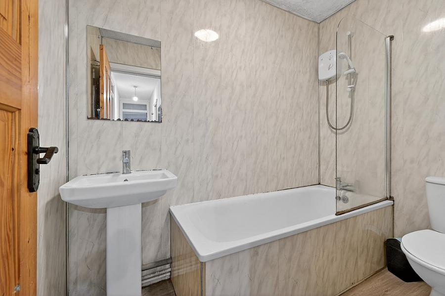 Apartment 9, Tyrone Housebt2 8Hh