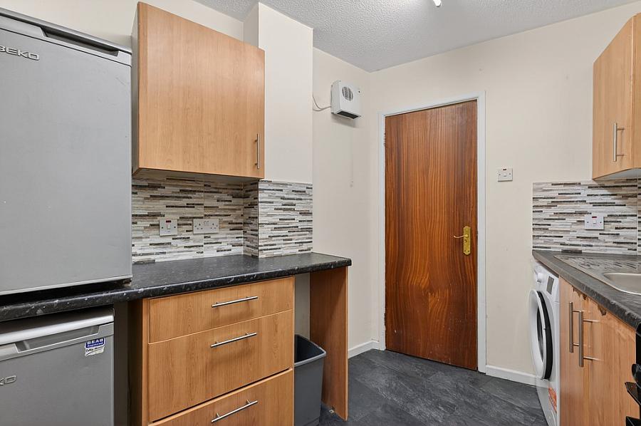 Apartment 9, Tyrone Housebt2 8Hh