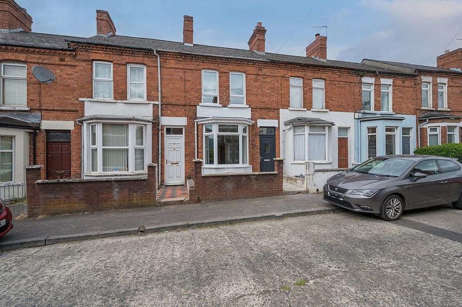 17 Brookland Street, Belfast, BT9 7FZ