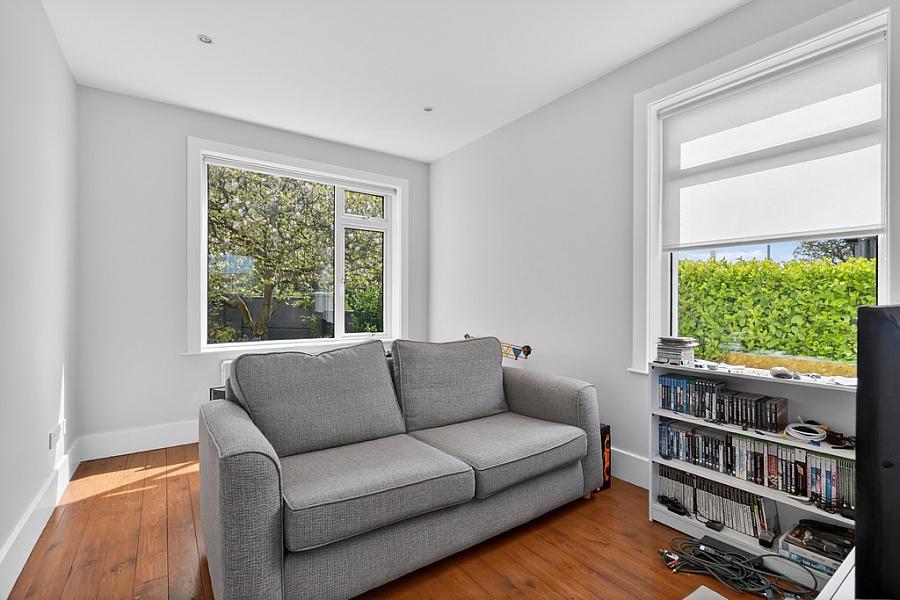 7 Upper Malone Road Belfast Bt9 6Td