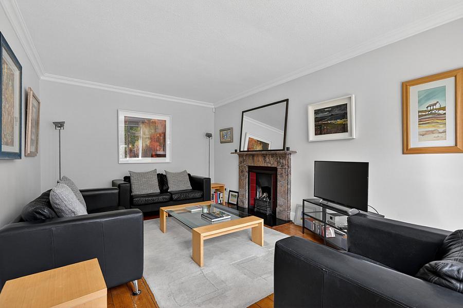 7 Upper Malone Road Belfast Bt9 6Td