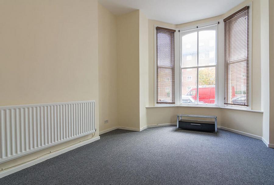 Flat 1, 19 Ulsterville Avenue, Bt9 7As