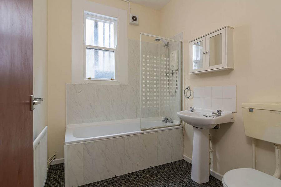 Flat 2, 19 Ulsterville Avenue