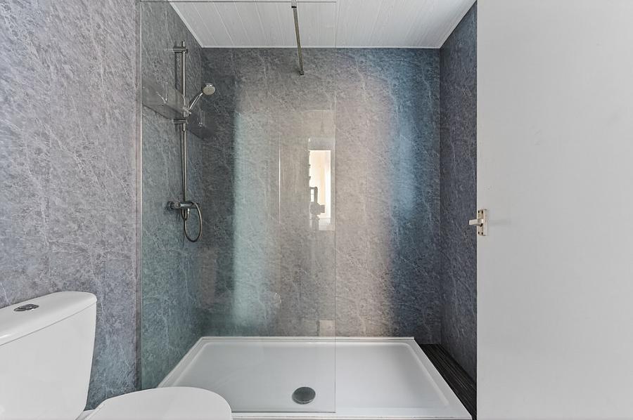 Flat 2, 5 Melrose Street