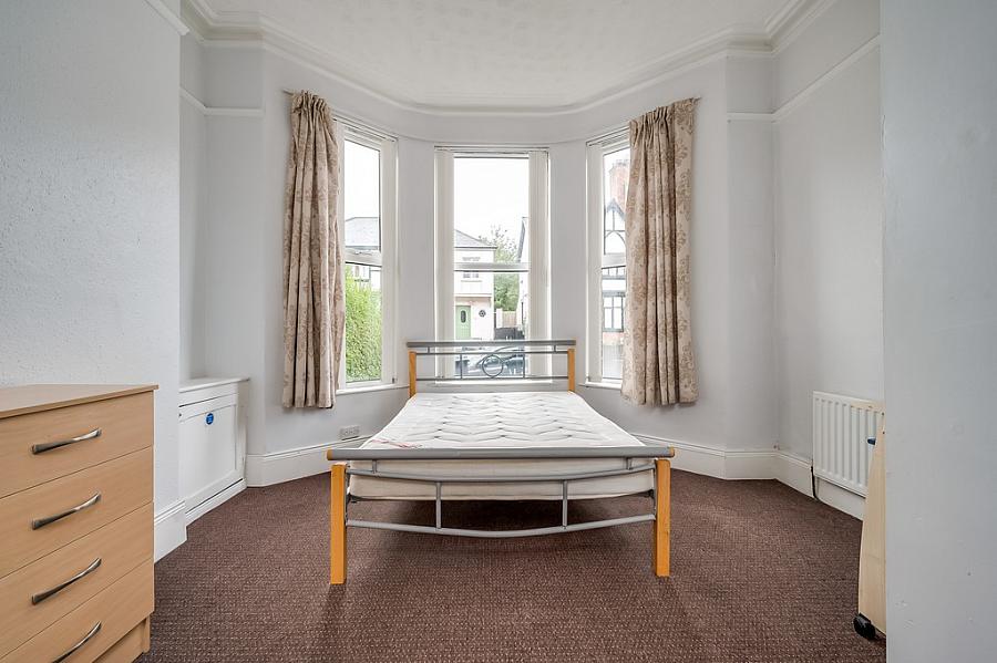 Flat 1, 43 Malone Avenue