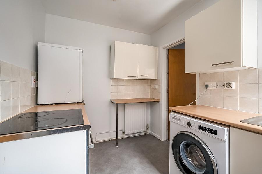 Flat 1, 43 Malone Avenue