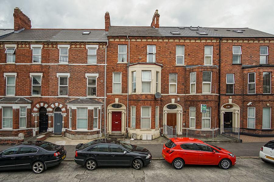 Flat 3, 30 Cromwell Road