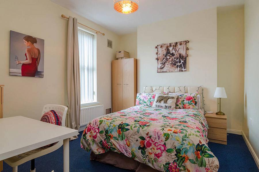 Flat 3, 30 Cromwell Road
