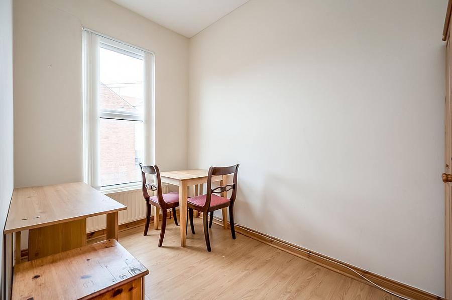 Flat 2, 98 Cromwell Road