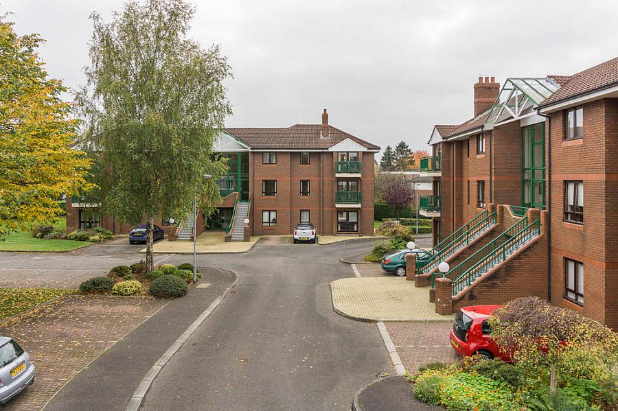 20 Malone Beeches Malone Road Belfast Bt9 6Ub