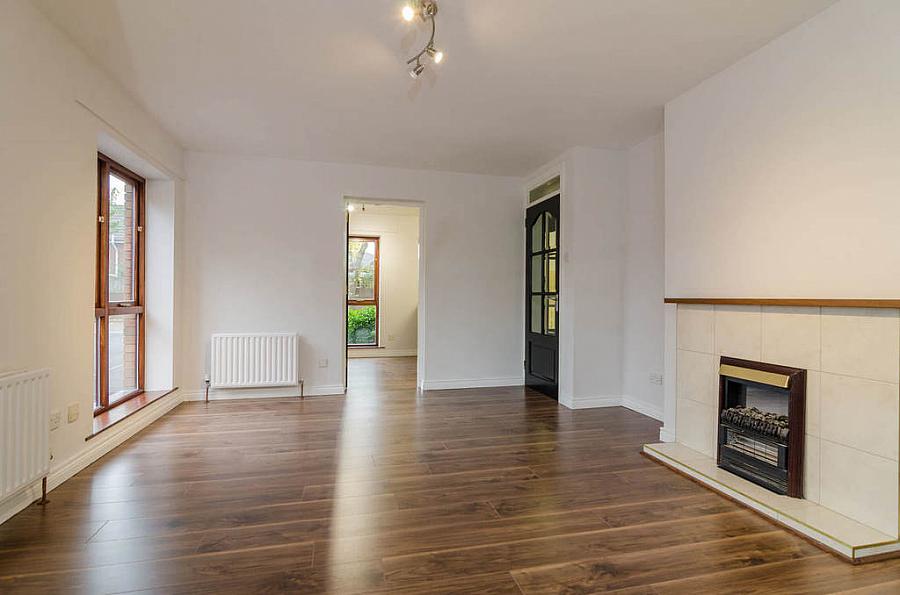 Apt 1, Malone Beeches