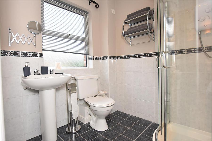 4 Wellington Park Mews