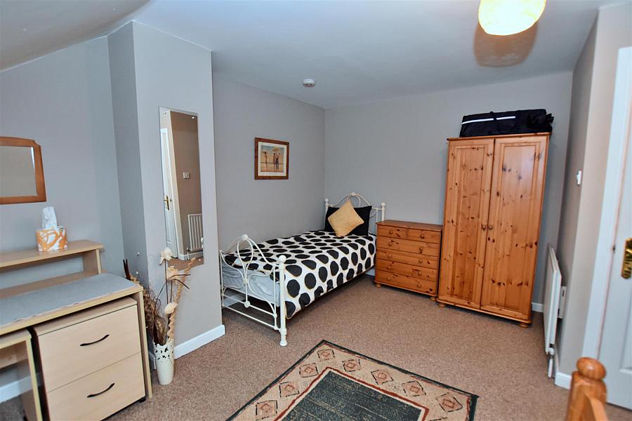 4 Wellington Park Mews