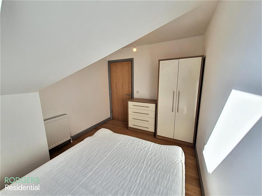 Apt 15, 108 Eglantine Avenue