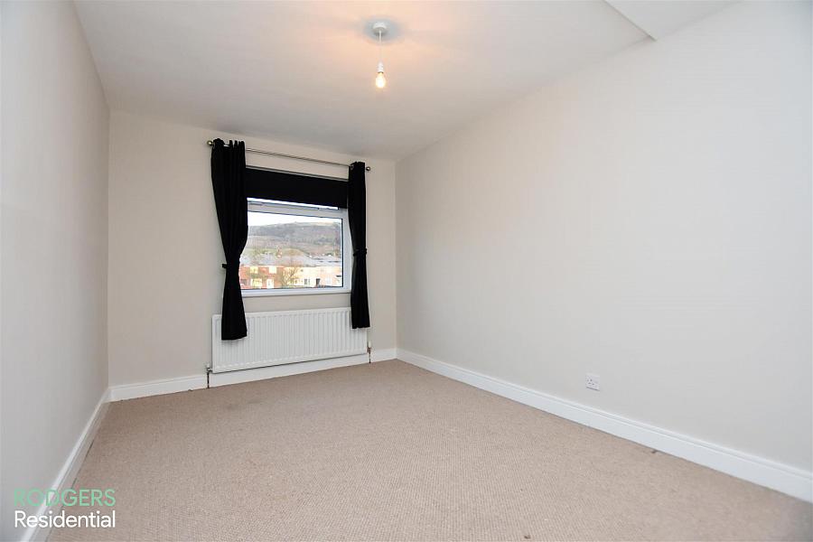 2E Knocksallagh Green