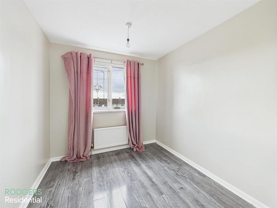 18 Glencairn Walk