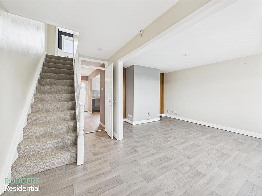 18 Glencairn Walk
