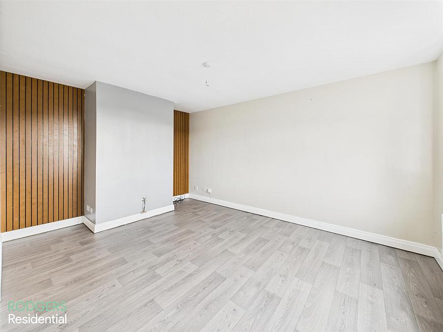 18 Glencairn Walk