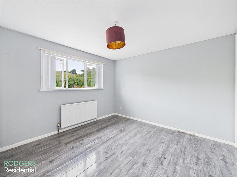 18 Glencairn Walk