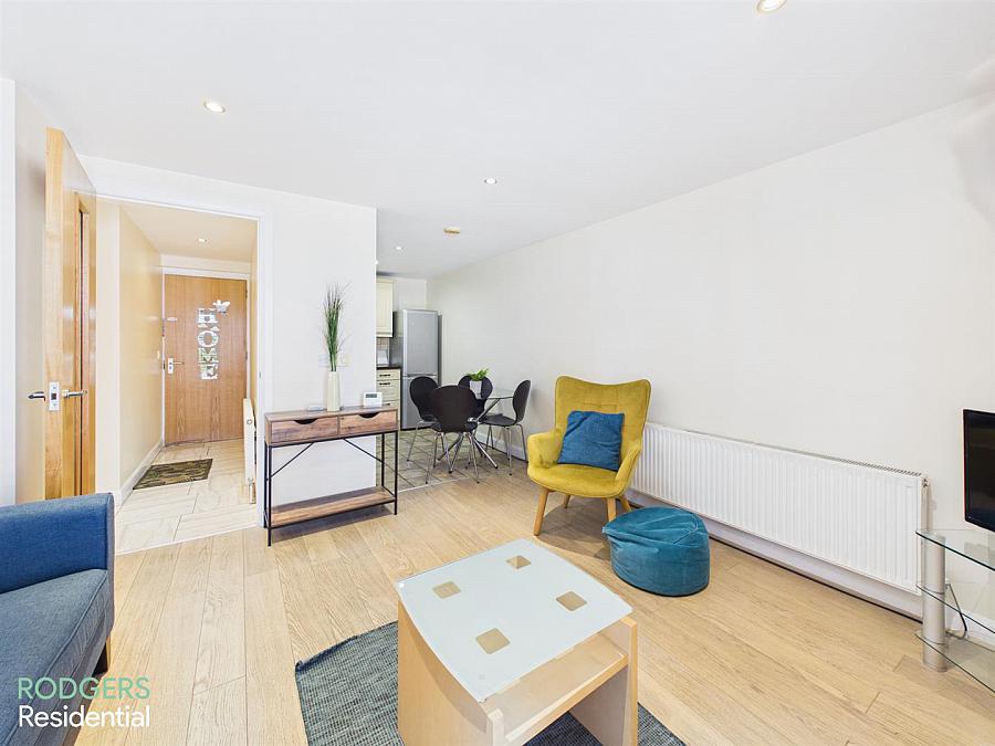 Apt 7, Elm Court Beersbridge Road