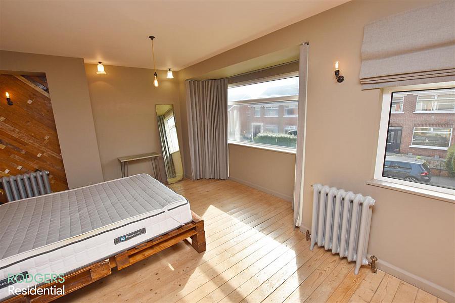 52 Cricklewood Park